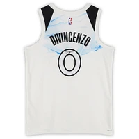 Maillot Swingman Nike City Edition 2024-25 blanc dédicacé par Donte DiVincenzo des Minnesota Timberwolves