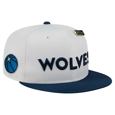Casquette ajustée bicolore 59FIFTY en pin rétro pour homme, modèle Minnesota Timberwolves blanc/bleu marine, avec épingle vintage