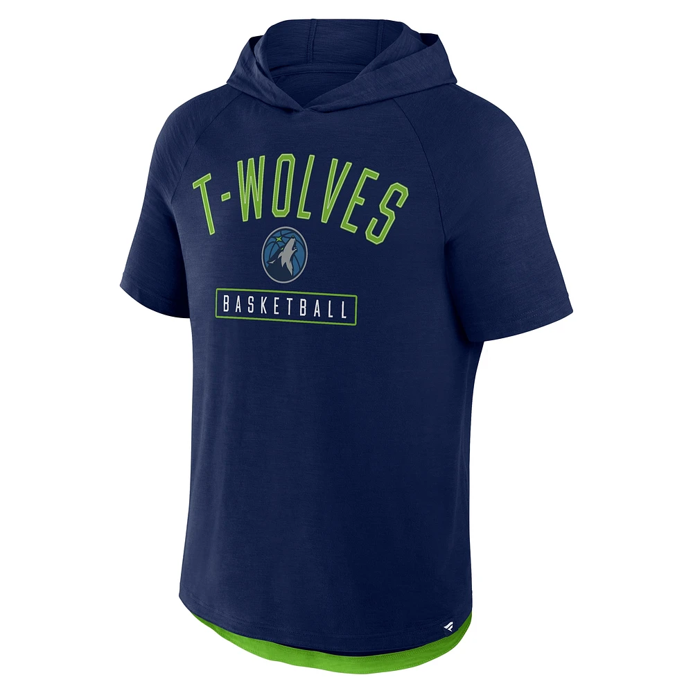 T-shirt à capuche raglan bleu marine pour homme, motif Minnesota Timberwolves Pass Legend
