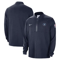 Haut Nike bleu marine Minnesota Timberwolves 2024/25 Courtside Performance à demi-zip pour homme