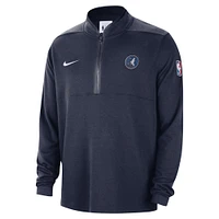 Haut Nike bleu marine Minnesota Timberwolves 2024/25 Courtside Performance à demi-zip pour homme