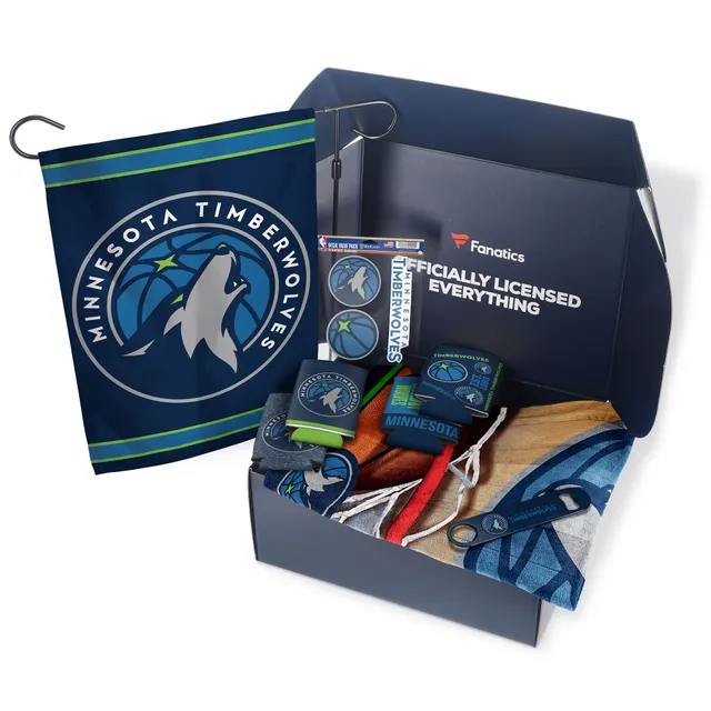 Minnesota Vikings Fanatics Pack Tailgate Game Day Essentials T-Shirt Gift  Box - $107+ Value