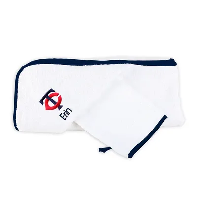 Minnesota Twins Infant Personalized Hooded Towel & Mitt Set - White