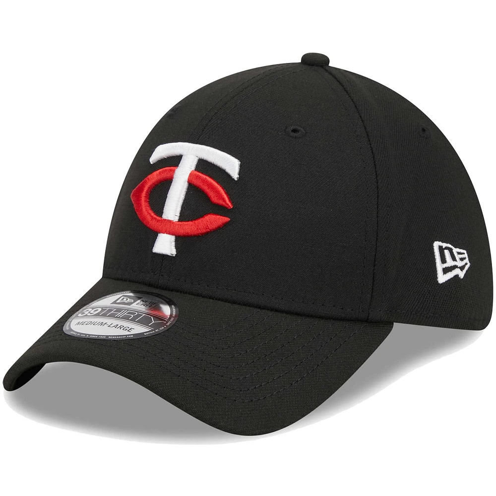 Men's New Era Black Minnesota Twins Logo 39THIRTY Flex Hat