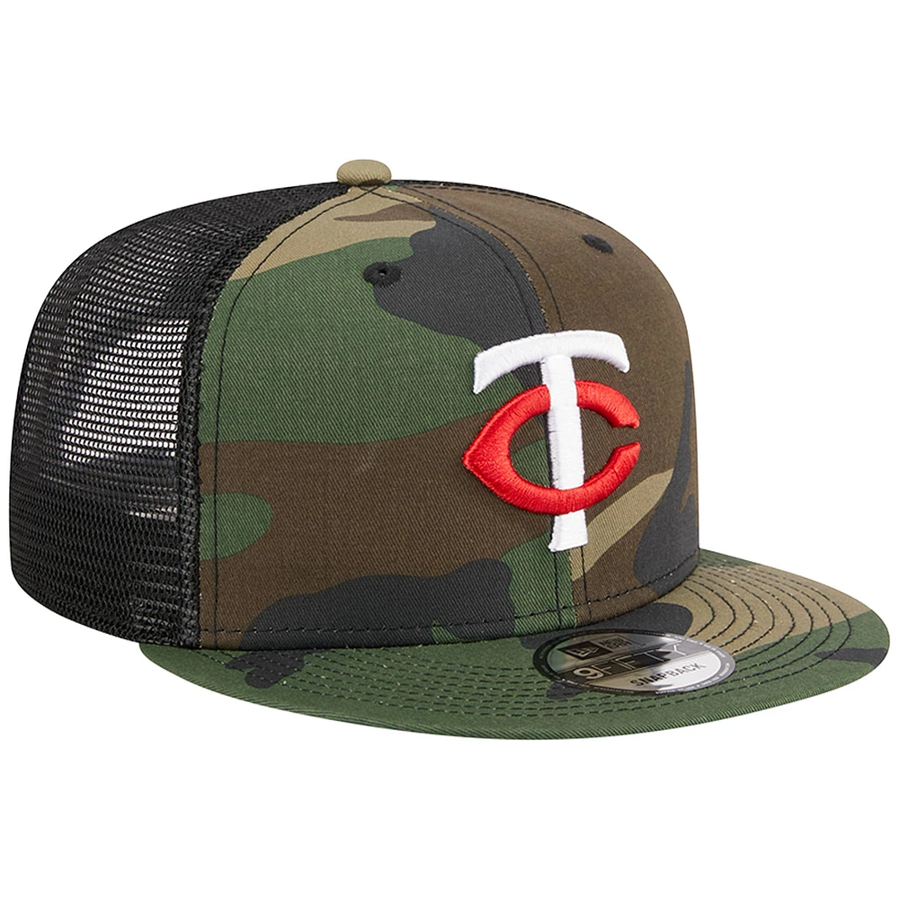 Casquette New Era Camo Minnesota Twins Woodland Camo Trucker 9FIFTY Snapback pour homme