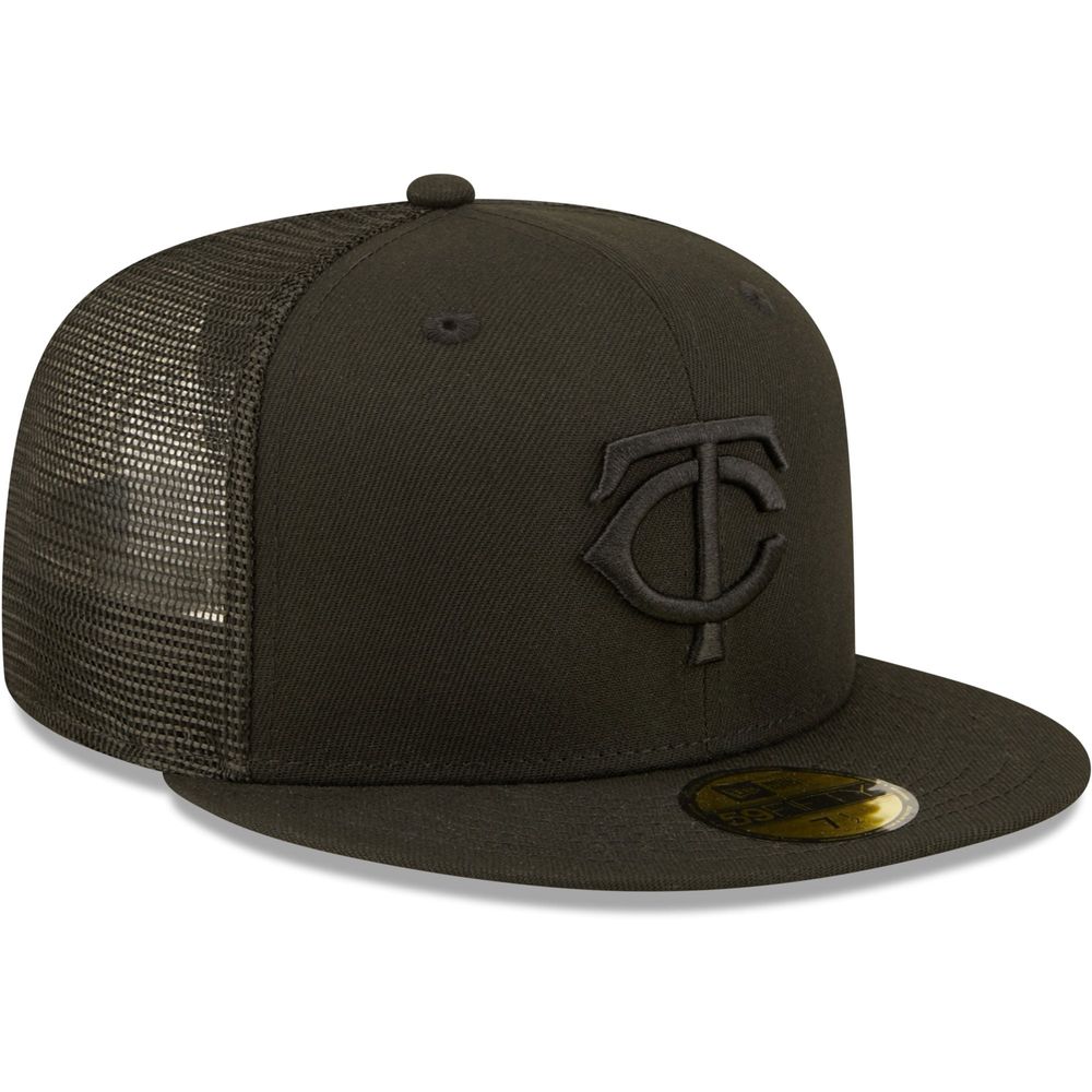 Men's New Era Minnesota Twins Blackout Trucker 59FIFTY - Fitted Hat