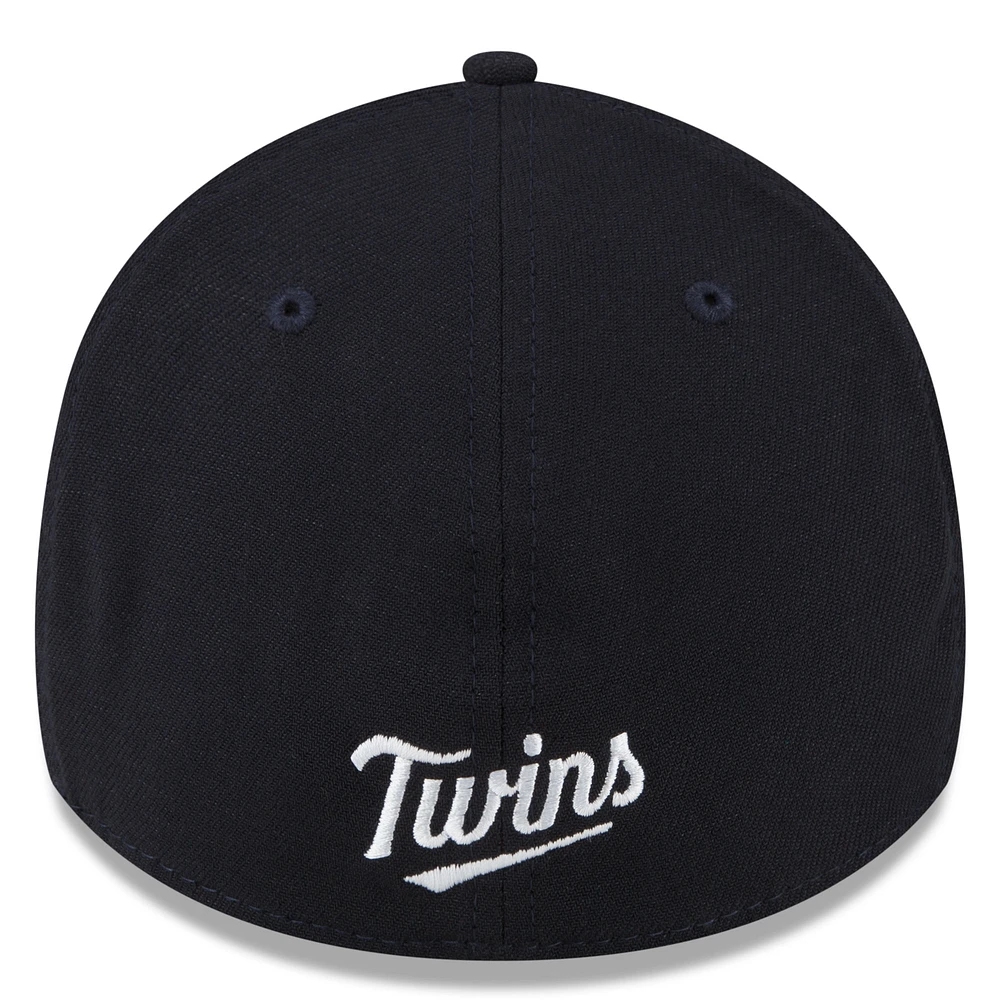 Casquette Flex New Era Minnesota Twins 2023 Team Classic Home 39THIRTY pour homme, bleu marine