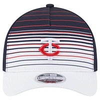 Men's New Era  Navy Minnesota Twins Gradient 9FORTY M-Crown Adjustable Hat