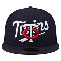 Casquette ajustée New Era Twins du Minnesota bleu marine Overlap 59FIFTY pour homme