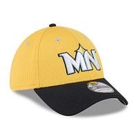 Men's New Era Yellow/Black Minnesota Twins City Connect Batting Practice 39THIRTY Flex Hat