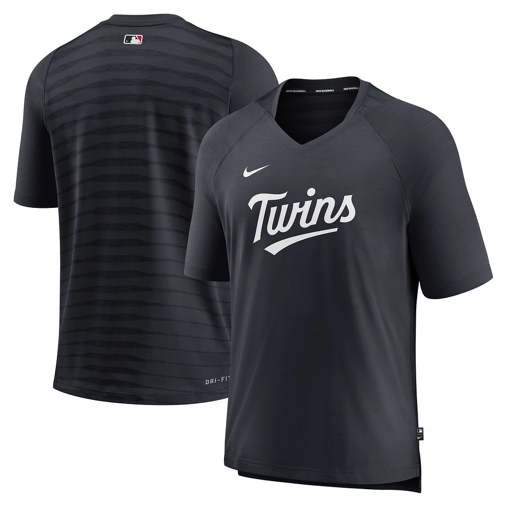 T-shirt à col en V Performance raglan d'avant-match Nike Minnesota Twins pour homme, bleu marine