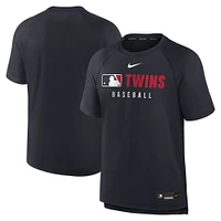 T-shirt Nike bleu marine pour homme, collection authentique des Minnesota Twins, coupe raglan, performance d'avant-match