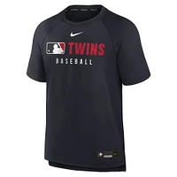 T-shirt Nike bleu marine pour homme, collection authentique des Minnesota Twins, coupe raglan, performance d'avant-match