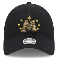 Casquette ajustable 9TWENTY pour la Journée des Forces armées 2024 des Minnesota Twins New Era noire pour femme