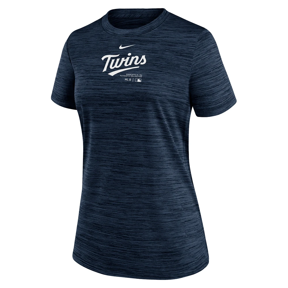 T-shirt Nike bleu marine Minnesota Twins Authentic Collection Velocity Performance pour femme