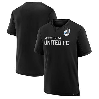T-shirt Fanatics noir Minnesota United FC pour homme avec attaquant dans le temps d'arrêt
