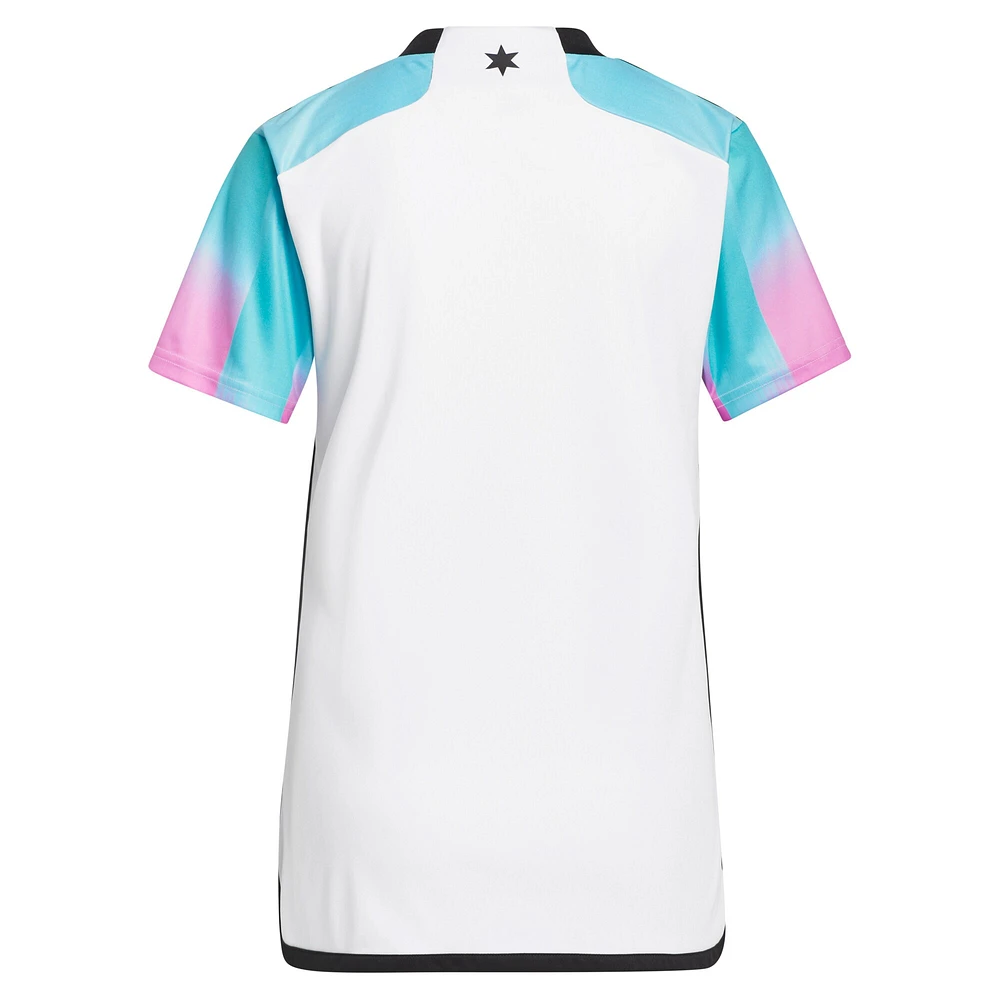 Réplique du kit Minnesota United FC 2023 The Northern Lights adidas pour femme