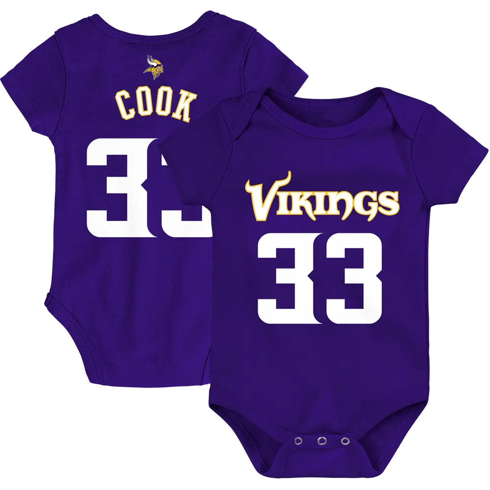 Outerstuff Infant NFL Mainliner Player Name & Number Bodysuit