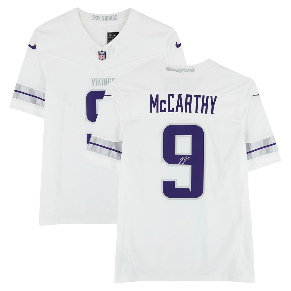 Maillot Nike blanc dédicacé par J.J. McCarthy des Vikings du Minnesota