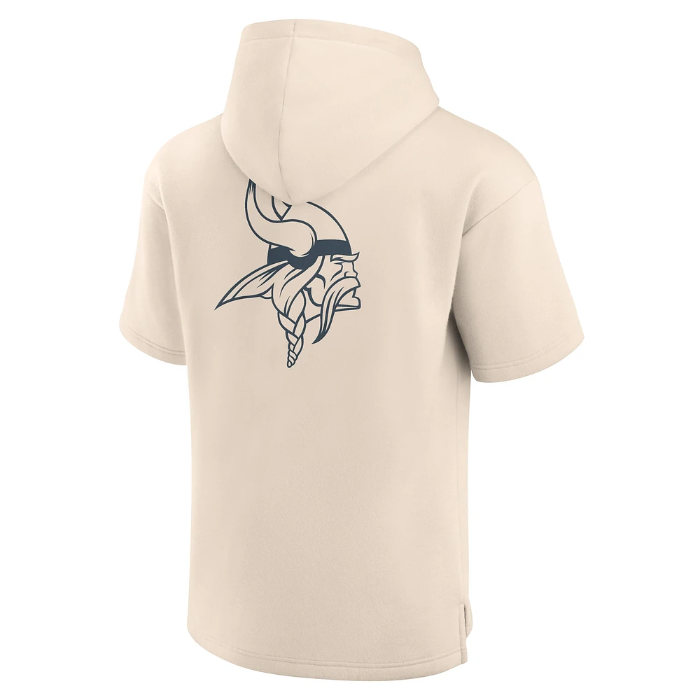 Sweat à capuche manches courtes pour homme Fanatics Crème Minnesota Vikings Elements Future Ground Lettering