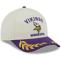Casquette ajustable New Era 9FORTY A-Frame M-Crown crème/violet pour homme, Minnesota Vikings, draft NFL 2025