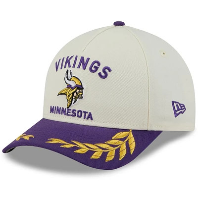 Casquette ajustable New Era 9FORTY A-Frame M-Crown crème/violet pour homme, Minnesota Vikings, draft NFL 2025