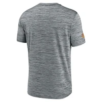 T-shirt Nike gris pour homme