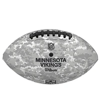 Hommage des Minnesota Vikings 2024 au service Wilson Pro Football
