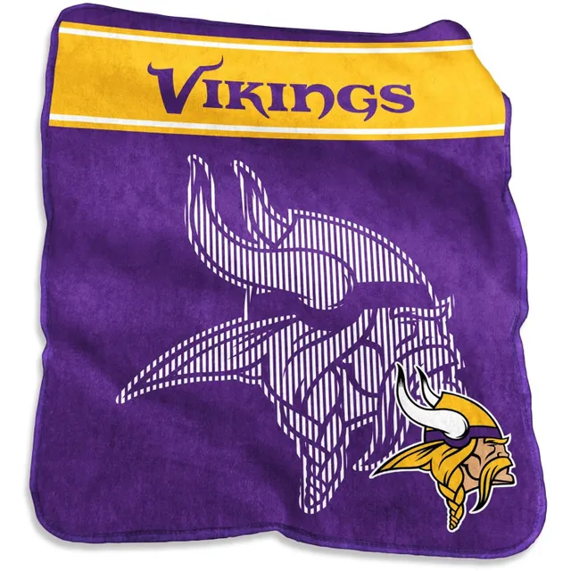 Minnesota Vikings 50'' x 60'' Native Raschel Plush Throw Blanket