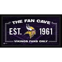 Collage de grottes de fans encadré des Vikings du Minnesota 10" x 20"