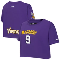 T-shirt court violet Pro Standard J.J. McCarthy pour femme avec nom et numéro de joueur des Vikings du Minnesota