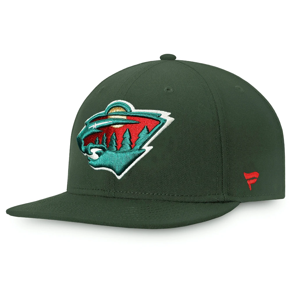 Casquette ajustée avec logo principal Fanatics Green Minnesota Wild Core pour hommes