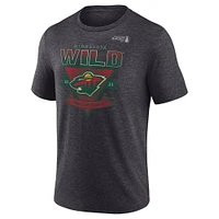 T-shirt tri-blend à barre transversale pour homme Fanatics Heather Charcoal Minnesota Wild, séries éliminatoires de la Coupe Stanley 2025