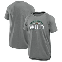 T-shirt de performance authentique Pro Rink Fanatics pour homme, gris chiné, Wild du Minnesota, séries éliminatoires la Coupe Stanley 2025