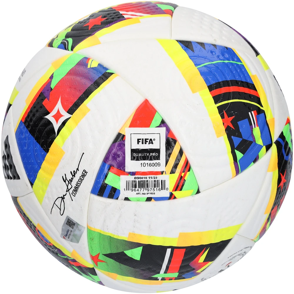 Ballon de football adidas d'échauffement utilisé pour l'entraînement du match des étoiles de la MLS 2024, le 24 juillet 2024
