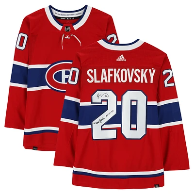 Maillot authentique adidas rouge autographié par Juraj Slafkovsky des Canadiens de Montréal avec l'inscription « 1st NHL Goal 10/20/22 »