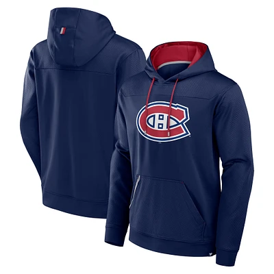 Sweat à capuche bleu marine pour homme Fanatics des Canadiens de Montréal Defender