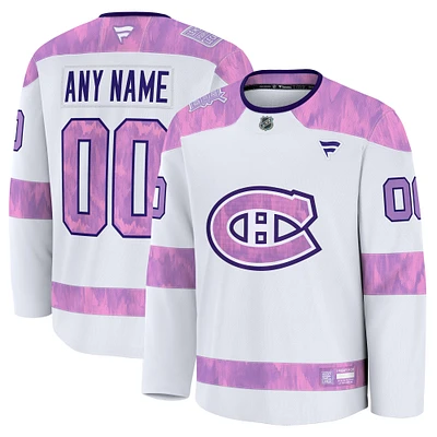 Maillot d'entraînement personnalisé pour hommes Fanatics White Montreal Canadiens 2024 Hockey Fights Cancer