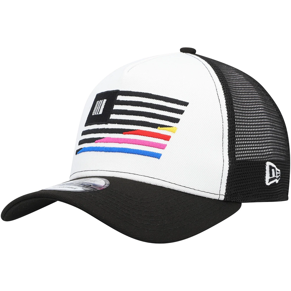 Casquette snapback NASCAR 9FORTY A-Frame Trucker New Era noire/blanche pour homme