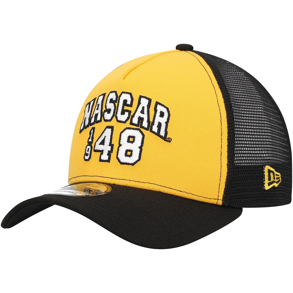 Casquette snapback NASCAR 9FORTY A-Frame Trucker New Era dorée/noire pour homme