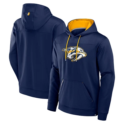 Sweat à capuche bleu marine Nashville Predators Defender pour homme Fanatics