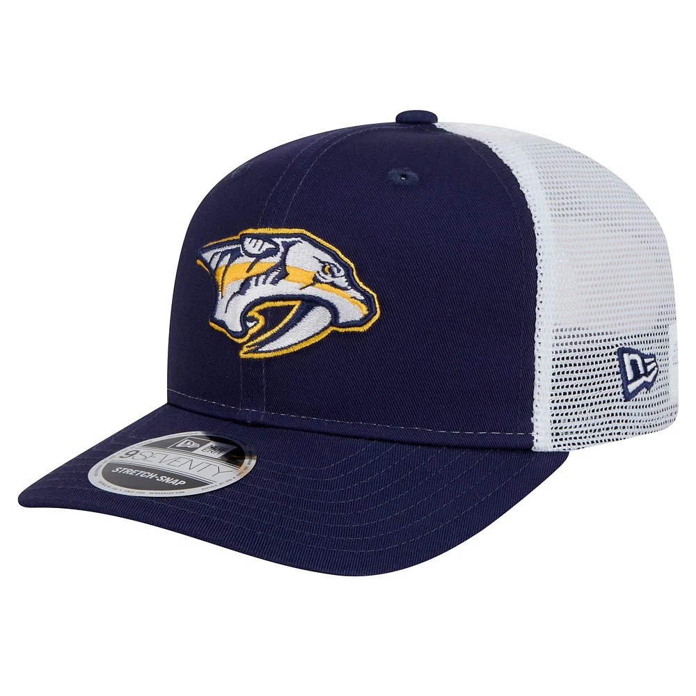 Casquette extensible à boutons-pression Nashville Predators Core Trucker 9SEVENTY de New Era pour homme, bleu marine