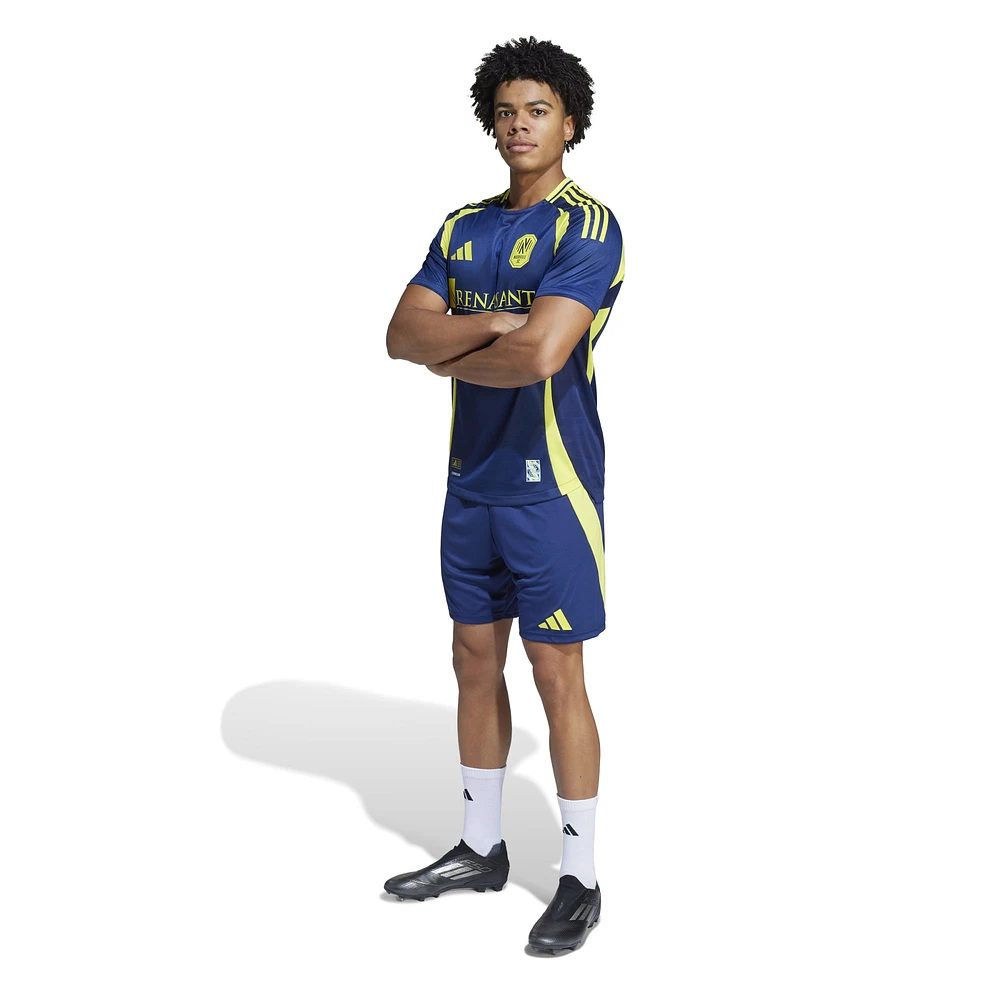 Short adidas bleu marine Nashville SC Away 2025 The Heart of Kit Authentic pour homme