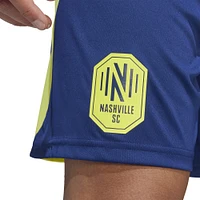 Short adidas bleu marine Nashville SC Away 2025 The Heart of Kit Authentic pour homme