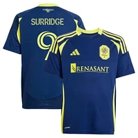 Maillot de joueur réplique du kit The Heart of Nashville SC 2025 bleu marine adidas Sam Surridge pour jeunes