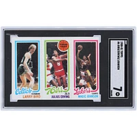 Carte recrue authentifiée Topps n° 6 SGC 1980-81 de Larry Bird, Julius Erving et Magic Johnson
