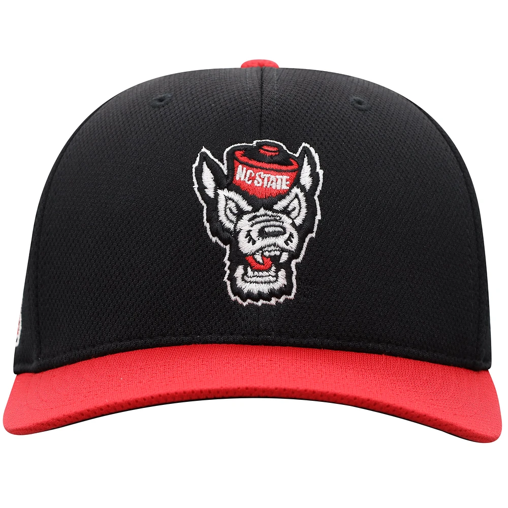Men's Top of the World  Black NC State Wolfpack Reflex Fitted Hat