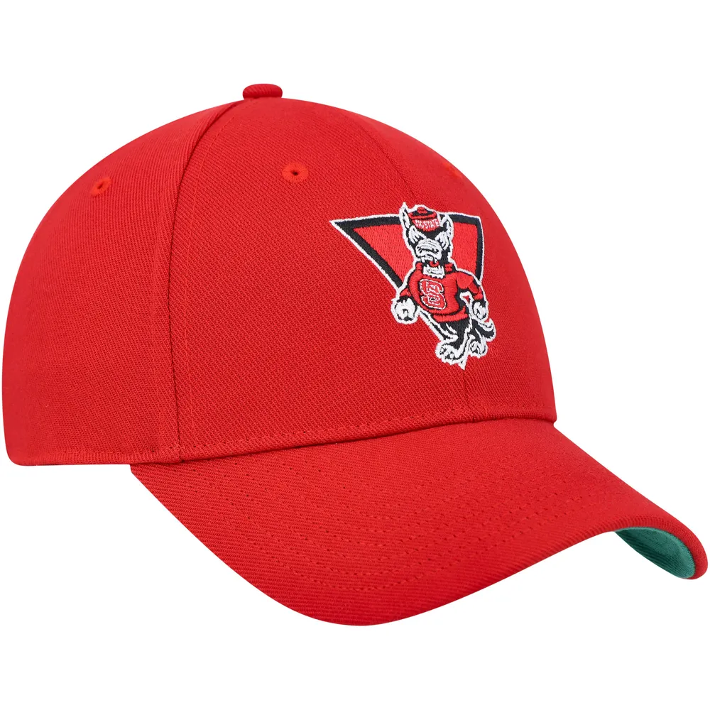 Casquette souple rouge adidas NC State Wolfpack Vault pour homme