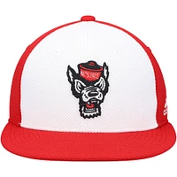 Casquette de baseball ajustée adidas NC State Wolfpack On-Field pour hommes, blanche