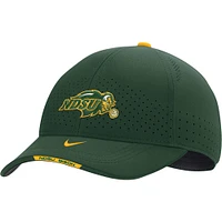 Casquette Nike verte NDSU Bison 2022 Sideline Classic99 Swoosh Performance Flex pour homme